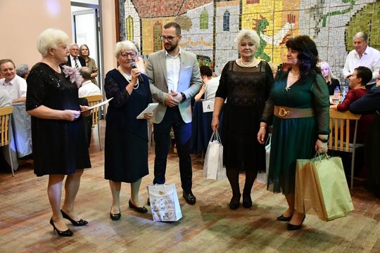 Krasnystaw. VIII Senioriada i zabawa andrzejkowa [GALERIA ZDJĘĆ]