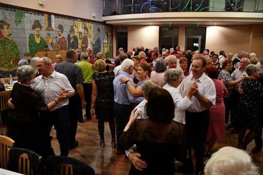 Krasnystaw. VIII Senioriada i zabawa andrzejkowa [GALERIA ZDJĘĆ]