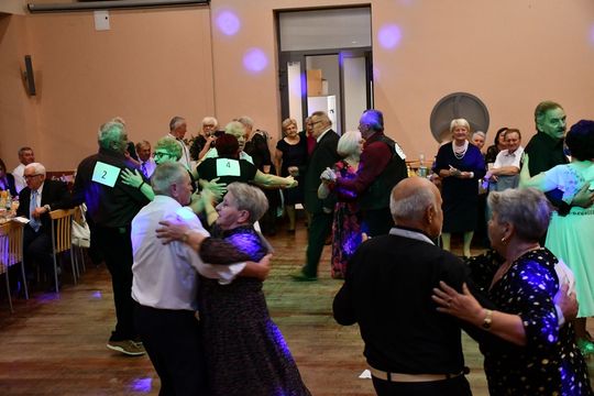 Krasnystaw. VIII Senioriada i zabawa andrzejkowa [GALERIA ZDJĘĆ]