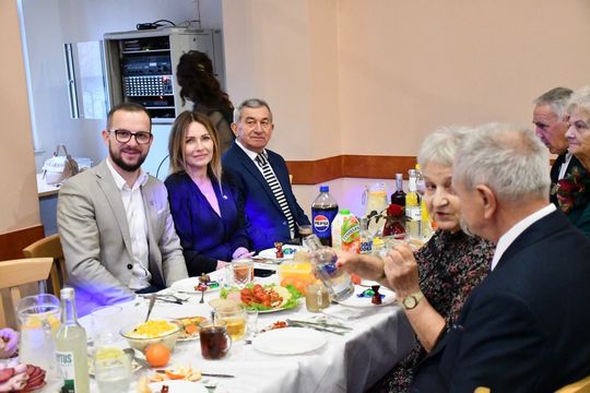 Krasnystaw. VIII Senioriada i zabawa andrzejkowa [GALERIA ZDJĘĆ]