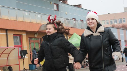 Krasnystaw. I Charytatywny Bieg Mikołajkowy [GALERIA ZDJĘĆ]