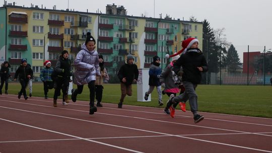 Krasnystaw. I Charytatywny Bieg Mikołajkowy [GALERIA ZDJĘĆ]