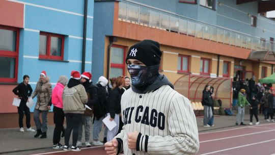 Krasnystaw. I Charytatywny Bieg Mikołajkowy [GALERIA ZDJĘĆ]