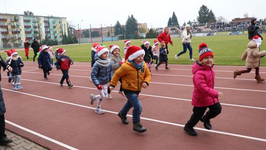 Krasnystaw. I Charytatywny Bieg Mikołajkowy [GALERIA ZDJĘĆ]