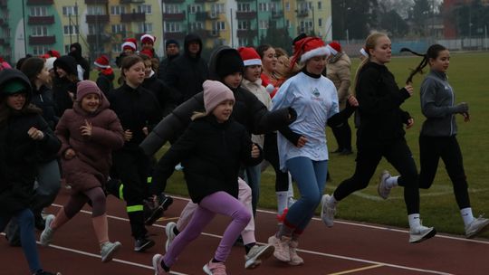 Krasnystaw. I Charytatywny Bieg Mikołajkowy [GALERIA ZDJĘĆ]