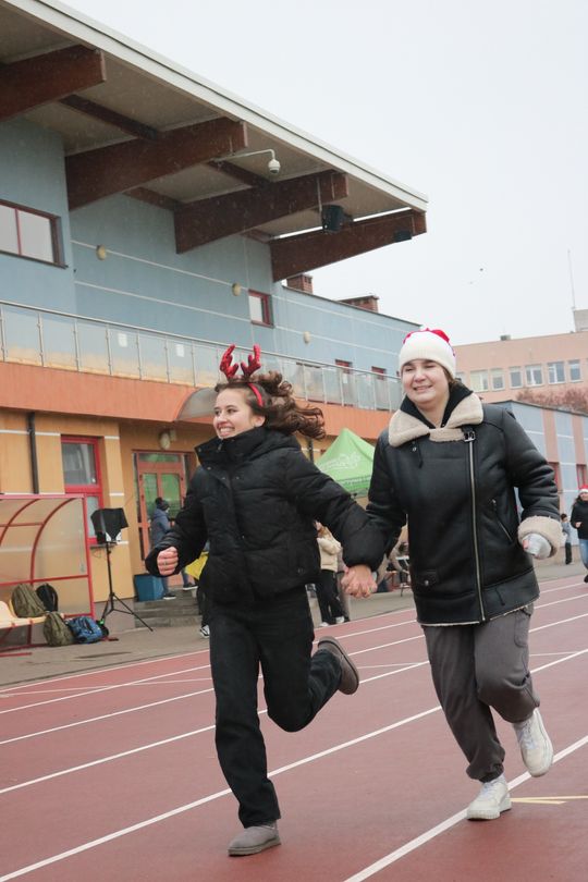 Krasnystaw. I Charytatywny Bieg Mikołajkowy [GALERIA ZDJĘĆ]