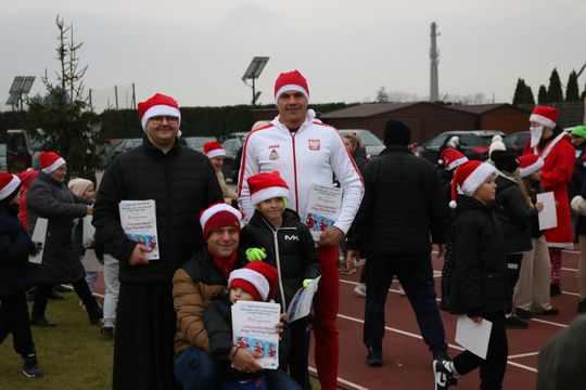 Krasnystaw. I Charytatywny Bieg Mikołajkowy [GALERIA ZDJĘĆ]