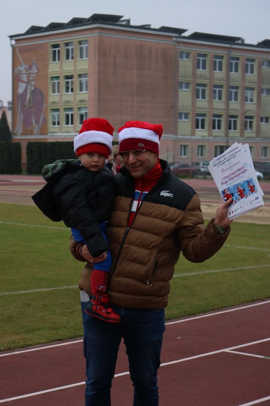 Krasnystaw. I Charytatywny Bieg Mikołajkowy [GALERIA ZDJĘĆ]