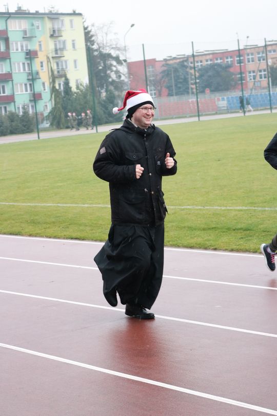 Krasnystaw. I Charytatywny Bieg Mikołajkowy [GALERIA ZDJĘĆ]