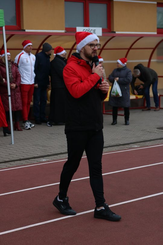 Krasnystaw. I Charytatywny Bieg Mikołajkowy [GALERIA ZDJĘĆ]