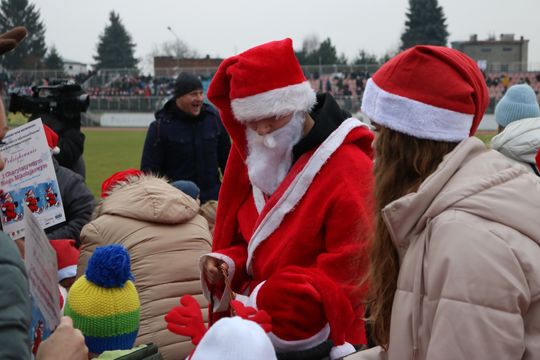 Krasnystaw. I Charytatywny Bieg Mikołajkowy [GALERIA ZDJĘĆ]