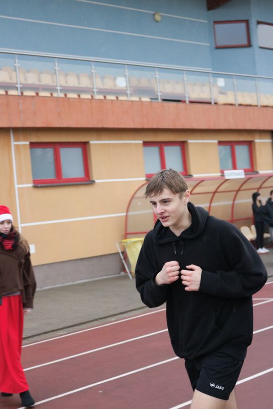 Krasnystaw. I Charytatywny Bieg Mikołajkowy [GALERIA ZDJĘĆ]