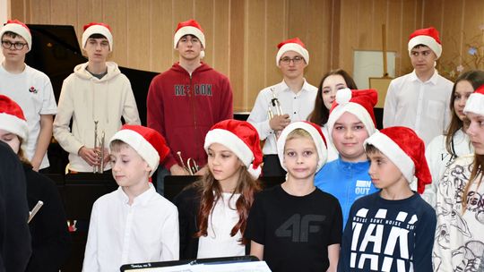 Krasnystaw. Mikołajkowy koncert w szkole muzycznej [GALERIA ZDJĘĆ]
