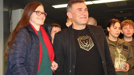 Spotkanie z Robertem Korzeniowskim w chełmskiej bibliotece [GALERIA ZDJĘĆ]