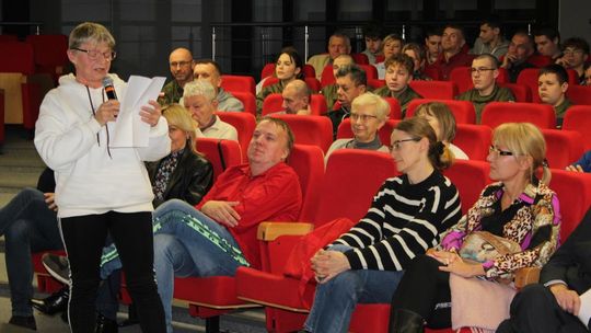 Spotkanie z Robertem Korzeniowskim w chełmskiej bibliotece [GALERIA ZDJĘĆ]