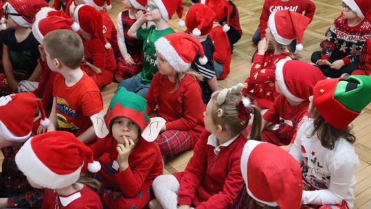 Święty Mikołaj w Przedszkolu nr 15 w Chełmie