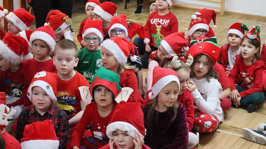 Święty Mikołaj w Przedszkolu nr 15 w Chełmie
