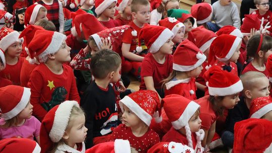 Święty Mikołaj w Przedszkolu nr 15 w Chełmie