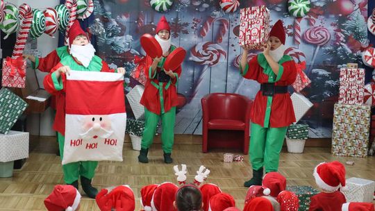 Święty Mikołaj w Przedszkolu nr 15 w Chełmie