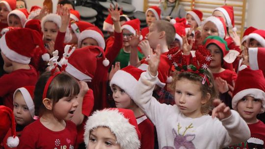 Święty Mikołaj w Przedszkolu nr 15 w Chełmie