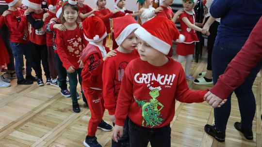 Święty Mikołaj w Przedszkolu nr 15 w Chełmie