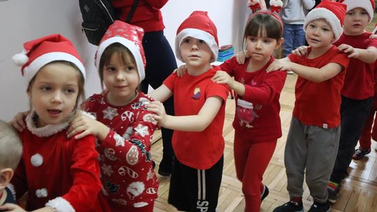 Święty Mikołaj w Przedszkolu nr 15 w Chełmie