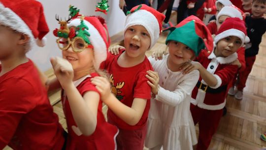 Święty Mikołaj w Przedszkolu nr 15 w Chełmie