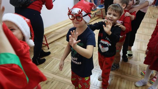 Święty Mikołaj w Przedszkolu nr 15 w Chełmie