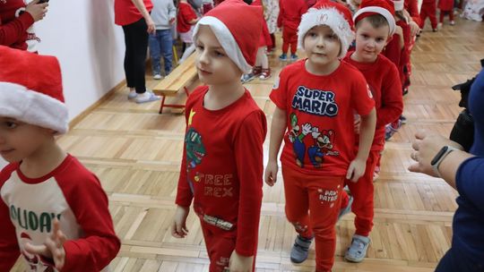 Święty Mikołaj w Przedszkolu nr 15 w Chełmie