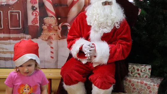 Święty Mikołaj w Przedszkolu nr 15 w Chełmie