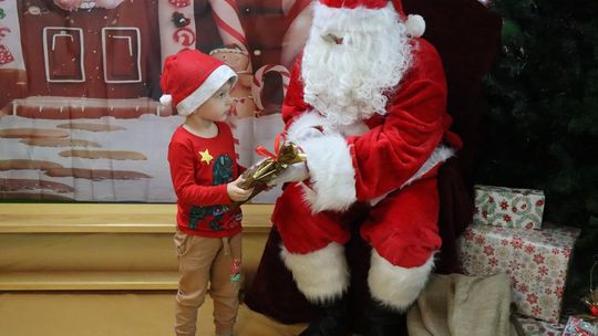 Święty Mikołaj w Przedszkolu nr 15 w Chełmie