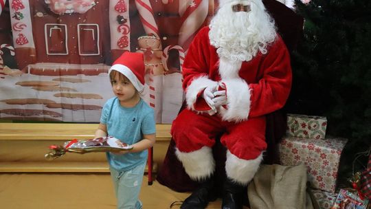 Święty Mikołaj w Przedszkolu nr 15 w Chełmie