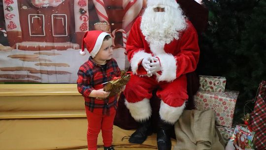 Święty Mikołaj w Przedszkolu nr 15 w Chełmie