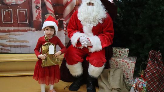 Święty Mikołaj w Przedszkolu nr 15 w Chełmie