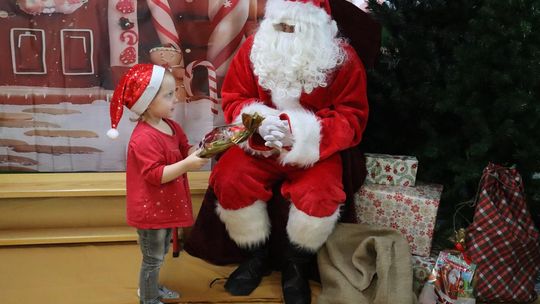 Święty Mikołaj w Przedszkolu nr 15 w Chełmie