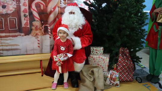 Święty Mikołaj w Przedszkolu nr 15 w Chełmie