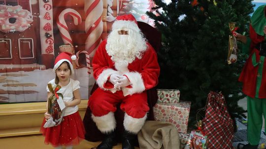 Święty Mikołaj w Przedszkolu nr 15 w Chełmie