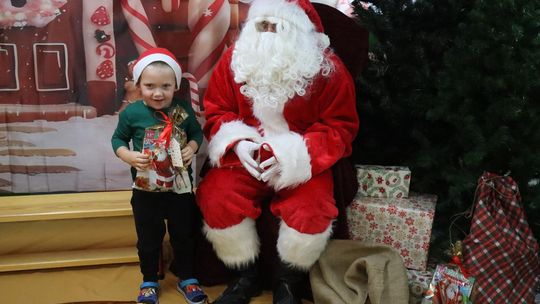 Święty Mikołaj w Przedszkolu nr 15 w Chełmie