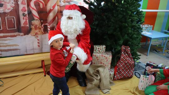 Święty Mikołaj w Przedszkolu nr 15 w Chełmie