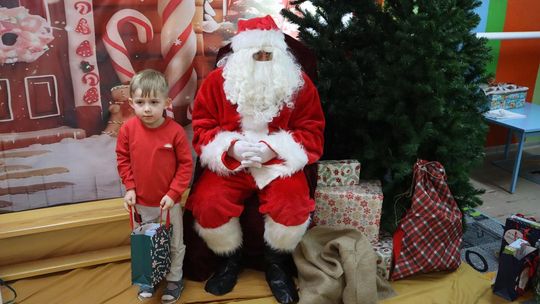 Święty Mikołaj w Przedszkolu nr 15 w Chełmie