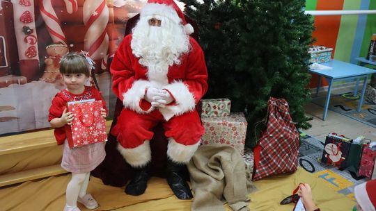 Święty Mikołaj w Przedszkolu nr 15 w Chełmie