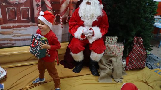 Święty Mikołaj w Przedszkolu nr 15 w Chełmie