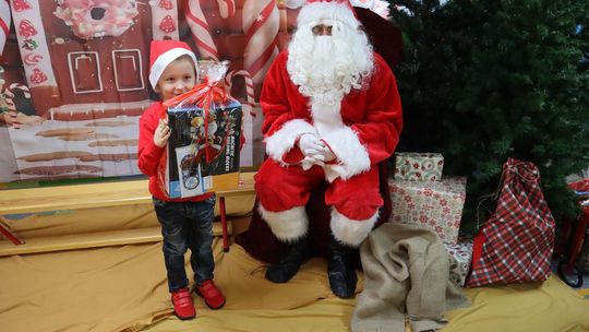 Święty Mikołaj w Przedszkolu nr 15 w Chełmie