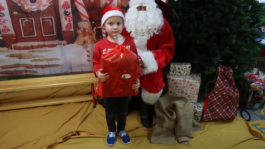 Święty Mikołaj w Przedszkolu nr 15 w Chełmie