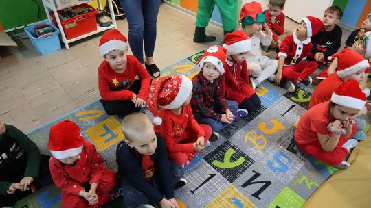 Święty Mikołaj w Przedszkolu nr 15 w Chełmie