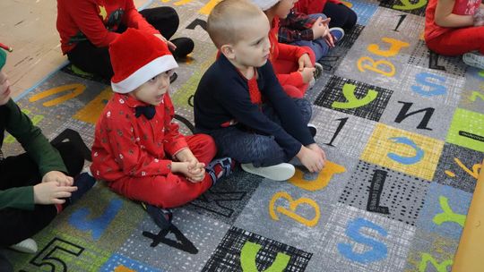 Święty Mikołaj w Przedszkolu nr 15 w Chełmie