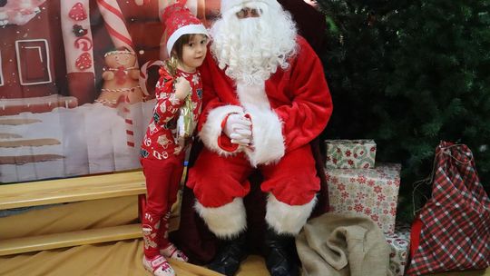 Święty Mikołaj w Przedszkolu nr 15 w Chełmie