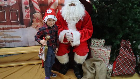 Święty Mikołaj w Przedszkolu nr 15 w Chełmie