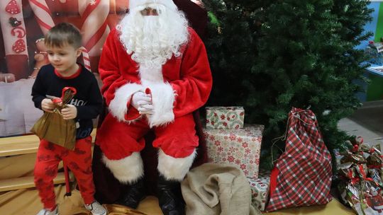 Święty Mikołaj w Przedszkolu nr 15 w Chełmie