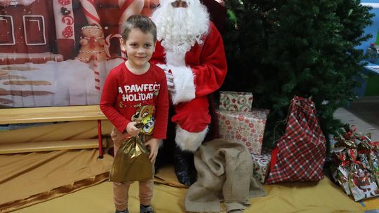 Święty Mikołaj w Przedszkolu nr 15 w Chełmie